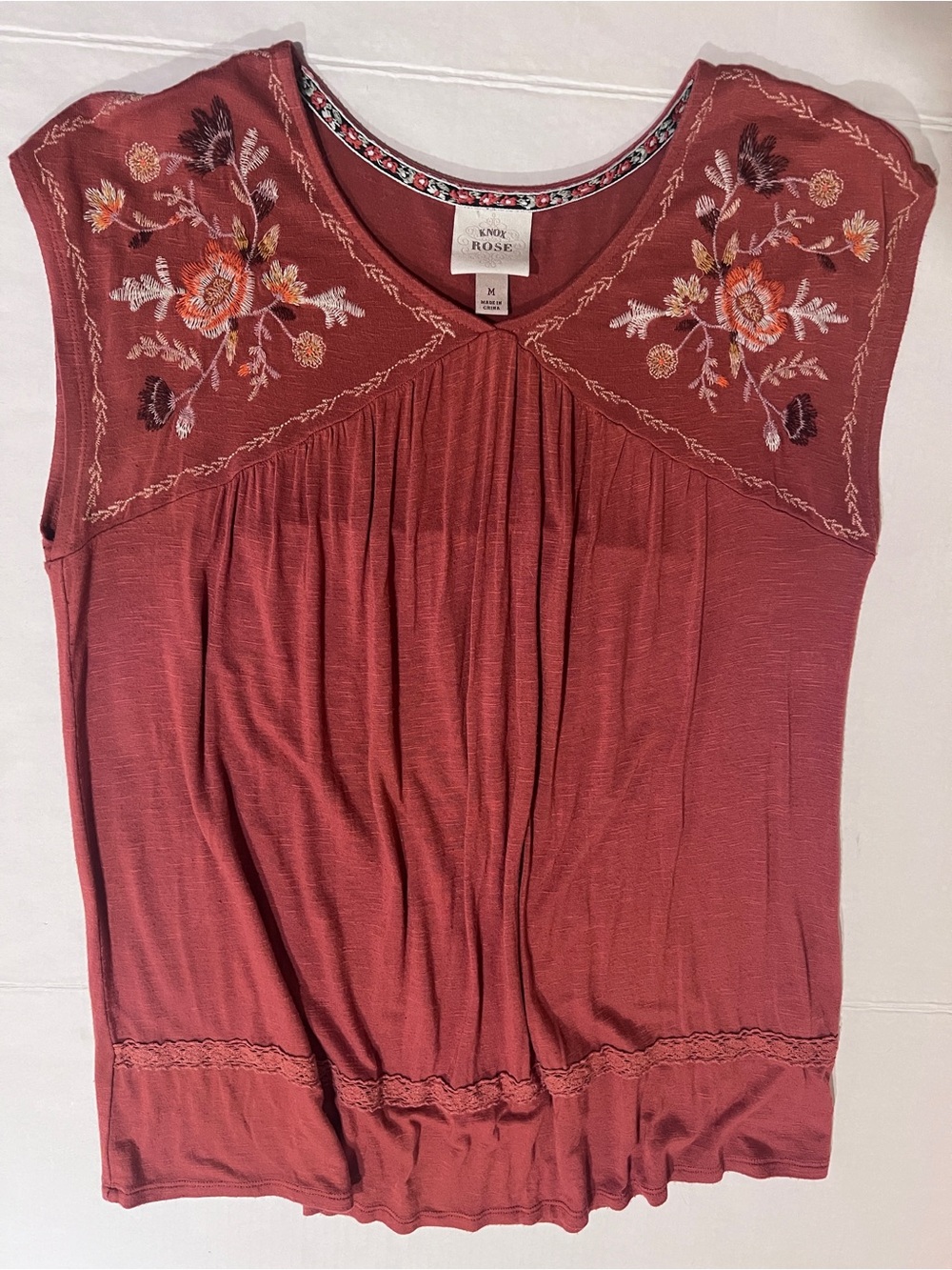 Knox Rose Sleeveless Boho Floral Embroidered Tunic Peasant Top Blouse Festival M - Picture 2 of 15
